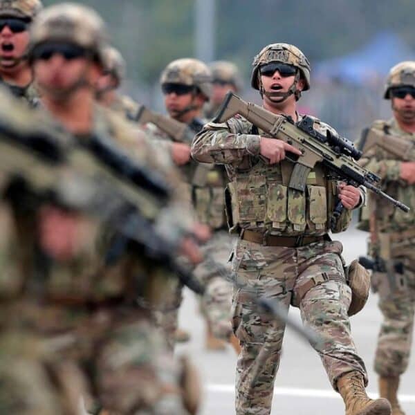 Reforma constitucional de seguridad preparada por el Gobierno para desplegar militares en barrios específicos