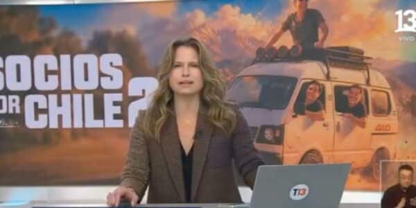 Soledad Onetto realiza una divertida salida de libreto durante la emisión de Teletrece Central