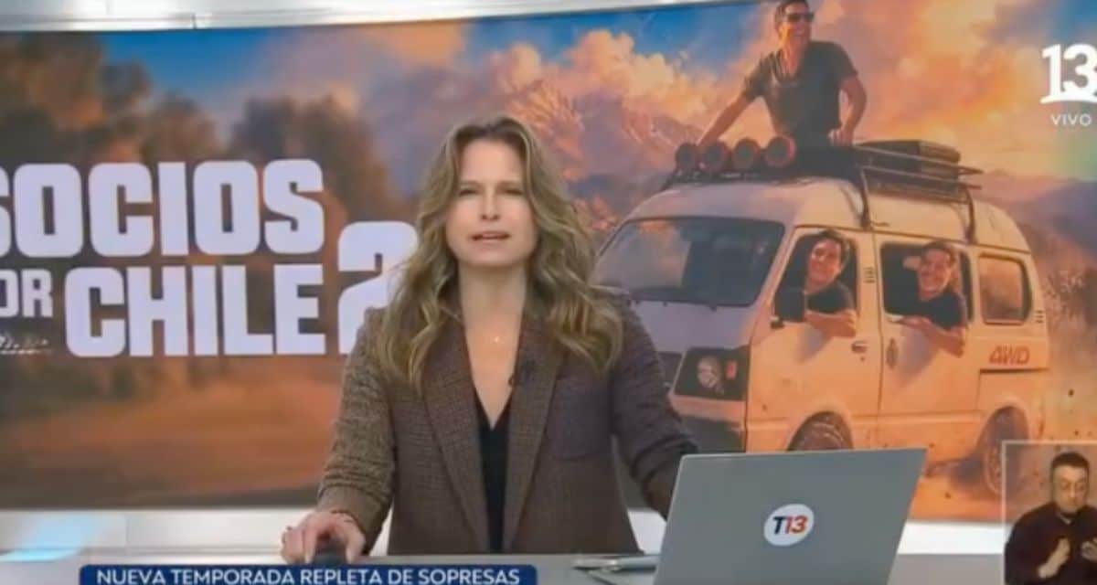Soledad Onetto realiza una divertida salida de libreto durante la emisión de Teletrece Central