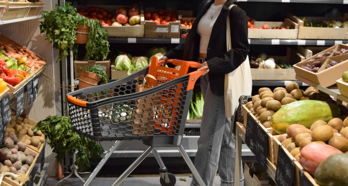 Supermercado Futrono cierra tras casi 50 años y entrega su histórico local a la multitienda ABC