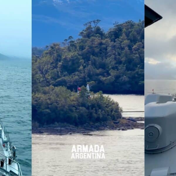 Destructor de la Armada Argentina navegando por aguas de Magallanes en territorio chileno