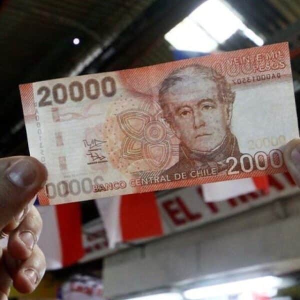 billete de 20.000 con falla.