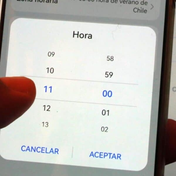 Nuevo cambio de hora en Chile y regiones que no ajustan sus relojes