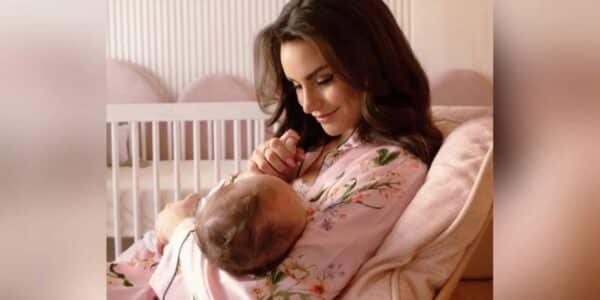 Emilia Dides y salud de su hija Mía Reyes en redes sociales