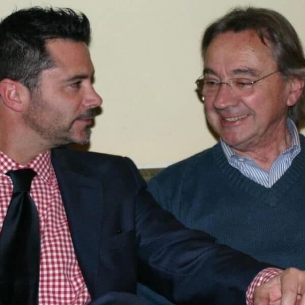 Felipe Camiroaga, animador de TVN fallecido en la tragedia de Juan Fernández de 2011, es recordado por su padre Jorge a 15 años de su muerte
