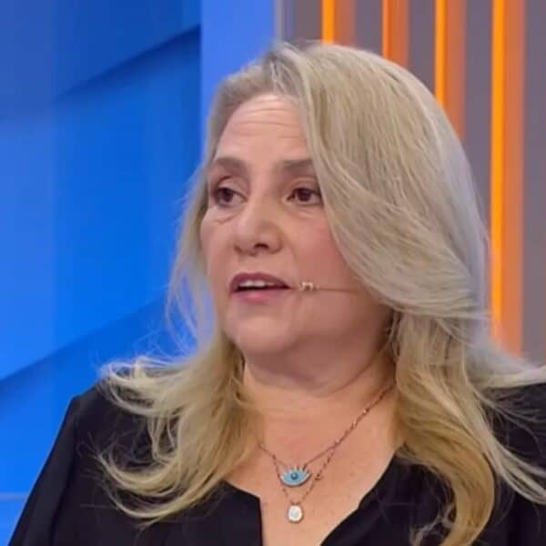 Latife Soto y alerta de terremoto en transmisión en vivo en redes sociales