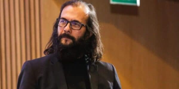 Marcelo Lagos explica su vínculo contractual con la televisión chilena
