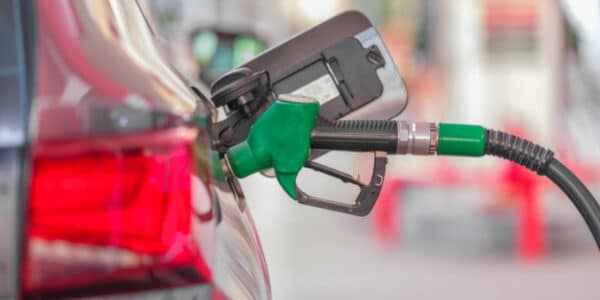 El precio del petróleo Brent superó los US$91 por barril tras los ataques entre Estados Unidos e Irán en el estrecho de Ormuz