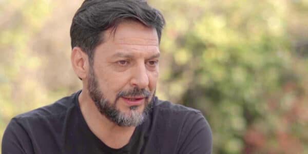 Rafael Cavada, periodista de Chilevisión, en el centro de la polémica tras su salida del noticiero del sábado