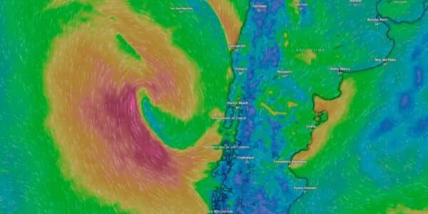 Alerta por río atmosférico y fuertes lluvias de hasta 200 mm en la zona sur de Chile