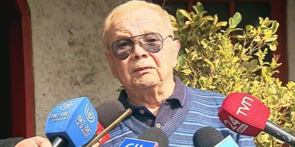 Alfredo Lamadrid, periodista y conductor de televisión, tras publicar una carta sobre el violento asalto que sufrió junto a su esposa en Las Condes.