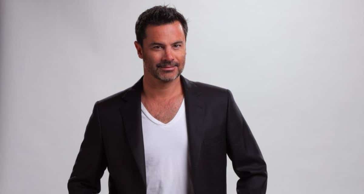 Felipe Camiroaga y Ángela Contreras durante las grabaciones de la teleserie Rojo y Miel de TVN