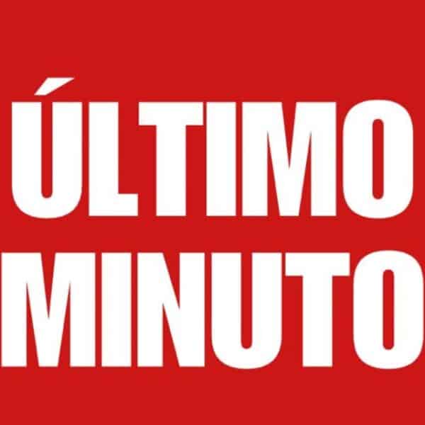 Un menor de edad fue trasladado de urgencia tras caer desde el noveno piso de un edificio en el barrio Franklin, comuna de Santiago.