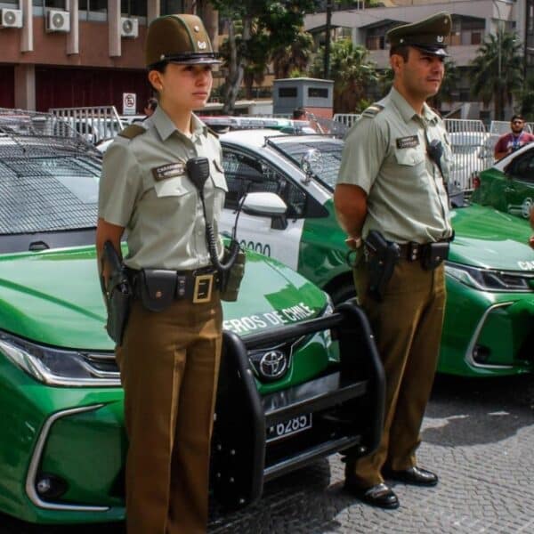 Carabineros de Chile adjudicó la compra de 88 radiopatrullas BMW 320i por más de $4.303 millones para renovar su flota policial