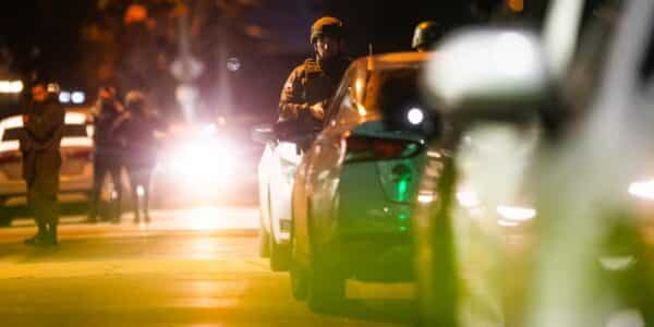 Personal del OS9 de Carabineros durante un operativo: las declaraciones recogidas por la policía complican a los acusados por el crimen de carabinero en Renca, ocurrido el 27 de agosto.