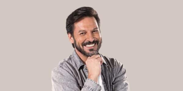 Rafael Cavada enfrentando una compleja situación laboral tras ausentarse de la televisión y la radio