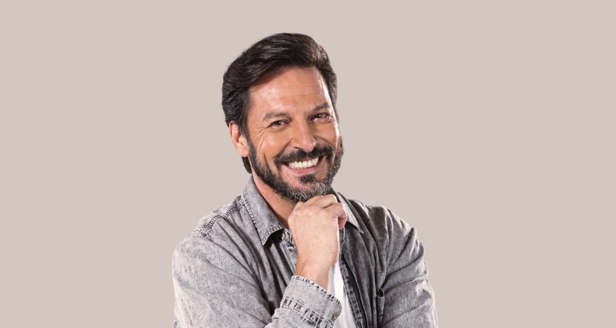 Rafael Cavada enfrentando una compleja situación laboral tras ausentarse de la televisión y la radio
