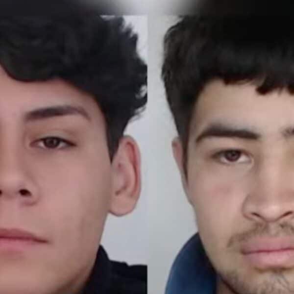 Familiares de los involucrados en el sitio del suceso en Cerrillos, en referencia a las declaraciones entregadas a la televisión por los hermanos de los dos jóvenes abatidos por Carabineros, donde cuestionaron el actuar policial acusando un exceso en los disparos y explicaron que la huida se debió a órdenes de arresto pendientes.