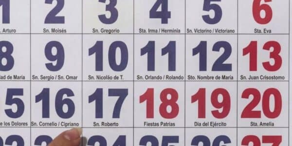 Celebración de la Toma de Posesión del Estrecho de Magallanes en Punta Arenas, fecha que el Gobierno respaldó como feriado 21 de septiembre.