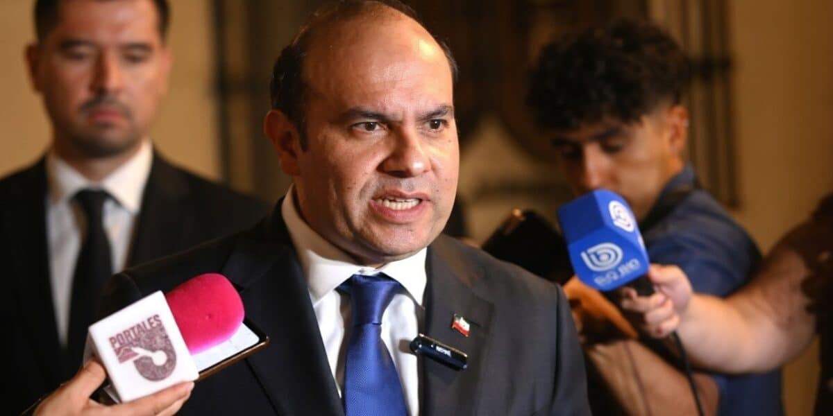 Subsecretario Máximo Pavez en vocería de La Moneda por polémica de contratación en Interior