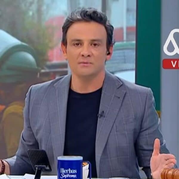 Gonzalo Ramírez en el estudio de Mucho Gusto durante una conversación del matinal.