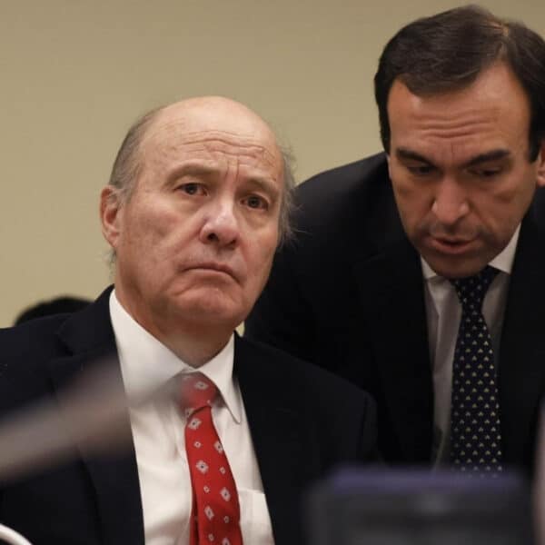 Jorge Quiroz, ministro de Hacienda, cuestionado por la caída del Imacec de julio, el peor dato en tres años