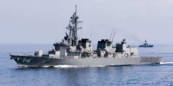 Japón evalúa transferir destructores de las clases Murasame, Takanami y Akizuki a la Armada de Chile para reforzar la Escuadra Nacional