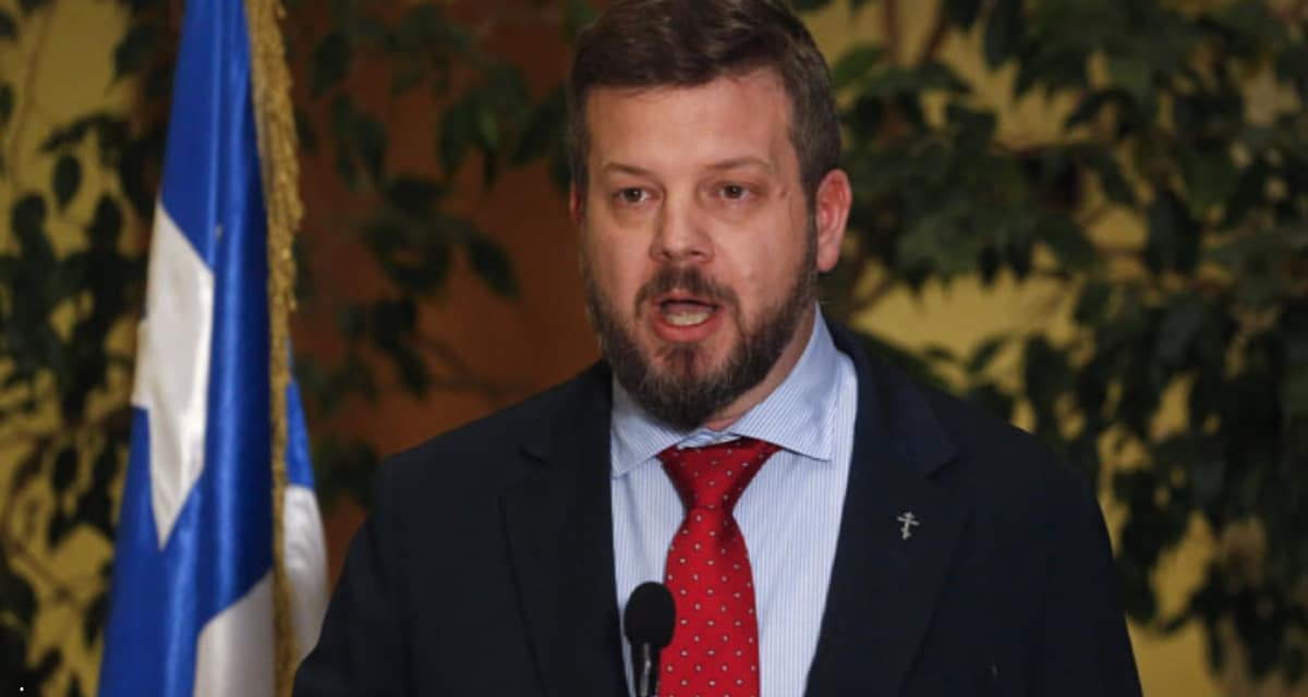 Johannes Kaiser, líder del Partido Nacional Libertario, durante una entrevista radial