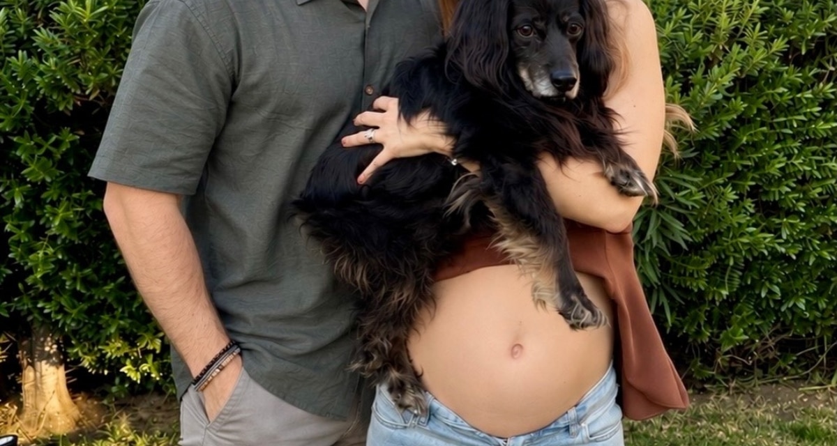 La actriz Tutú Vidaurre anunció en Instagram que espera su primer hijo junto a su esposo Felipe Ortiz, mostrando su pancita de embarazo