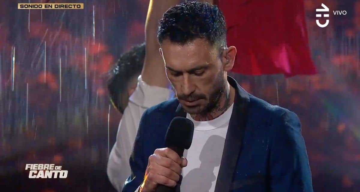 El exfutbolista Mauricio Pinilla enfrenta un complejo momento personal luego de que su núcleo familiar, encabezado por sus hermanas, decidiera intervenir drásticamente para resguardar su salud ante su alta y conflictiva exposición mediática en la televisión.