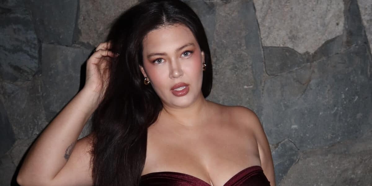 Michelle Carvalho muestra su cambio físico con conjunto deportivo negro en Instagram