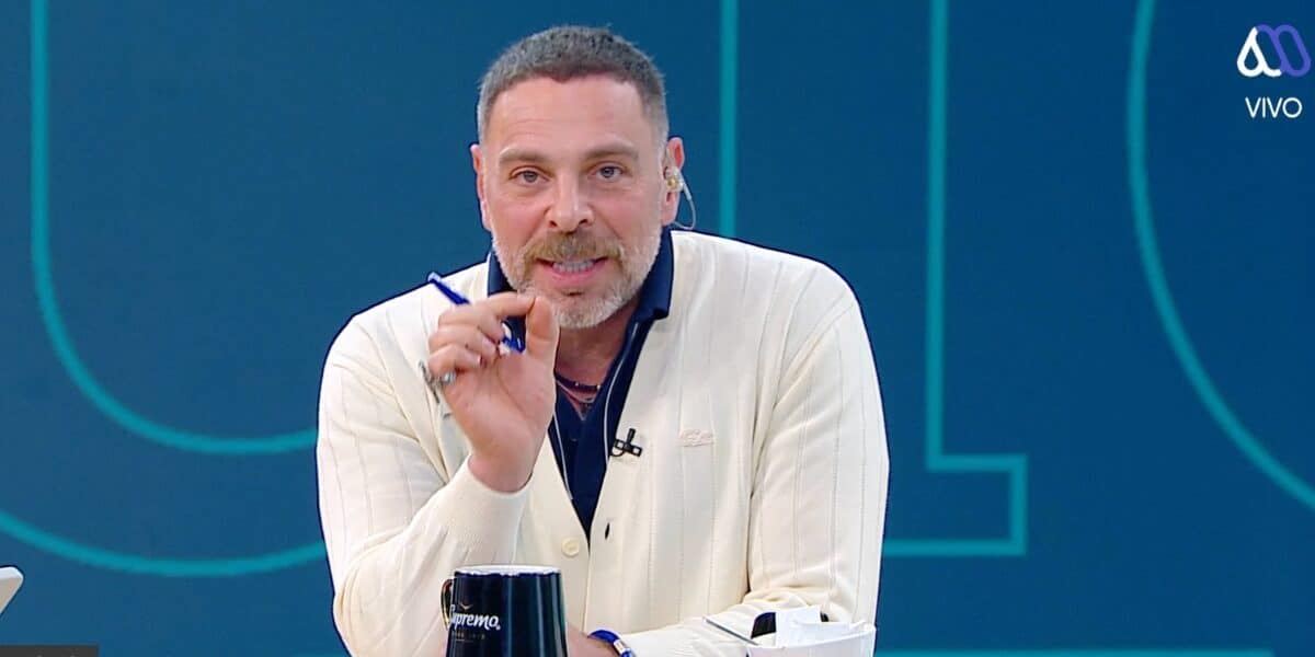 José Antonio Neme negó en vivo haber condicionado los reemplazos de Mucho Gusto y bromeó con que si lo sacan del programa, el canal deberá indemnizarlo.