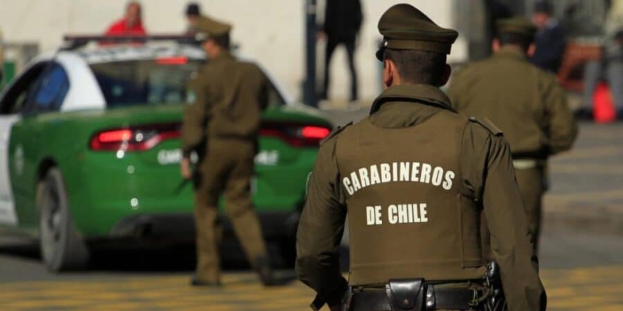 La PDI desarticuló en La Unión una organización criminal dedicada al robo de madera y al faenamiento clandestino, con dos carabineros activos y uno en retiro entre los detenidos.