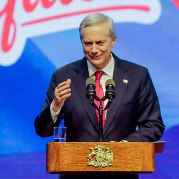 Paya del Presidente Kast en inauguración de fondas del Parque O'Higgins: brindó por el Estrecho de Magallanes y respondió al mote de 'Gobierno fome'