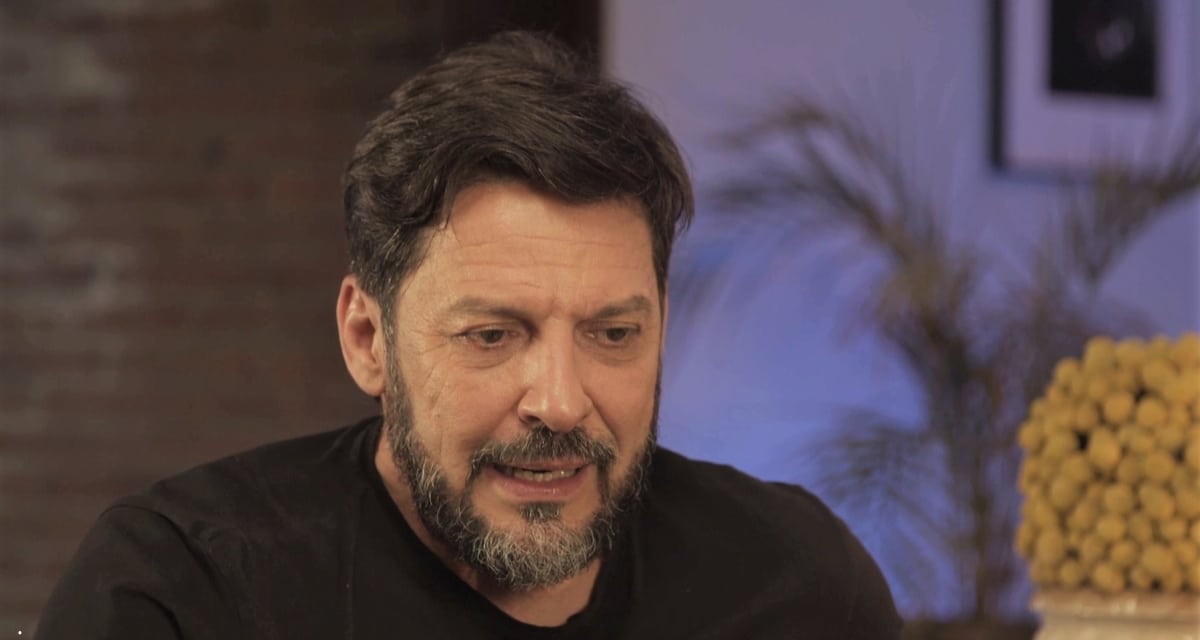Rafael Cavada durante su reaparición pública en el programa Turno AM del canal de streaming Turno.