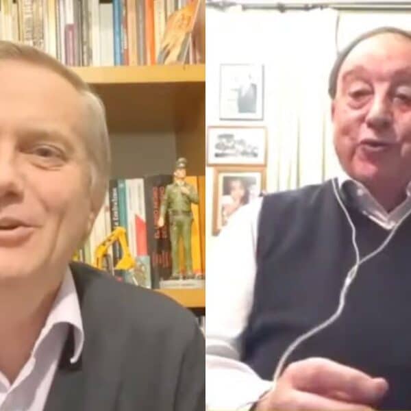 Sergio Pérez durante una declaración pública sobre el transporte de carga.