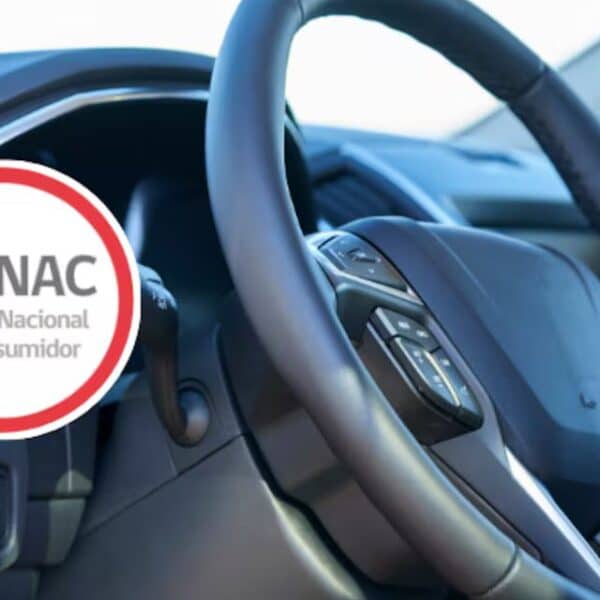 Fachada de una oficina del Sernac, organismo que publica alertas de seguridad de productos.