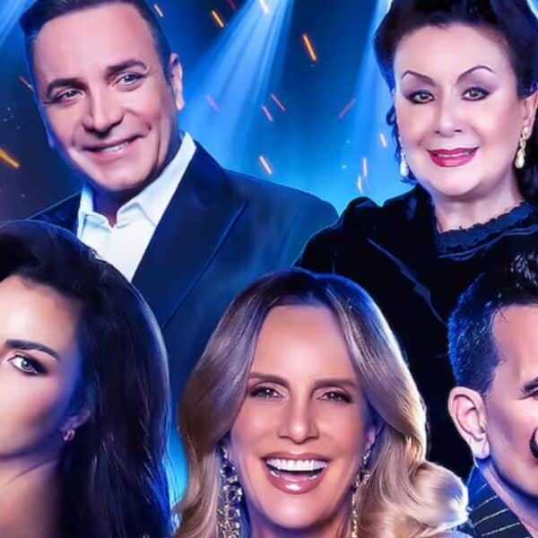 La destacada soprano nacional Verónica Villarroel habría presentado su renuncia al jurado del estelar televisivo Fiebre de Canto, tras sufrir un colapso profesional debido a la falta de talento de los participantes y la bochornosa presentación del exfutbolista Mauricio Pinilla.