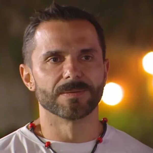 Álvaro Ballero en una aparición televisiva, en medio de nuevas versiones sobre su futuro en un reality de Mega.