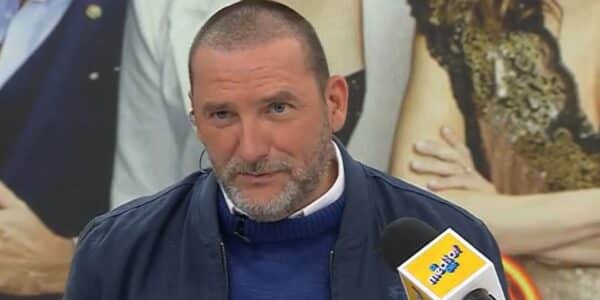 Daniel Fuenzalida confirmó su continuidad en TVN tras semanas de rumores sobre una posible salida, y seguirá al frente de ¡Ahora Caigo! y El Medio Día.