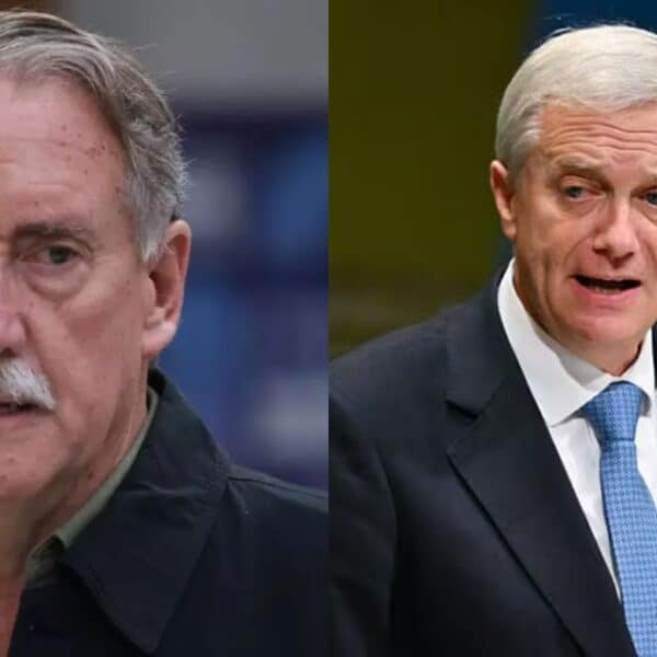 Eduardo Artés lanzó duras críticas contra el presidente José Antonio Kast tras la cadena nacional del Presupuesto 2027, durante la marcha convocada por la Confech este jueves en Santiago.