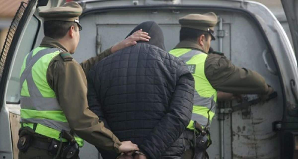Patrulla de Carabineros durante el operativo policial por el femicidio en Paihuano ocurrido en la localidad de Pisco Elqui