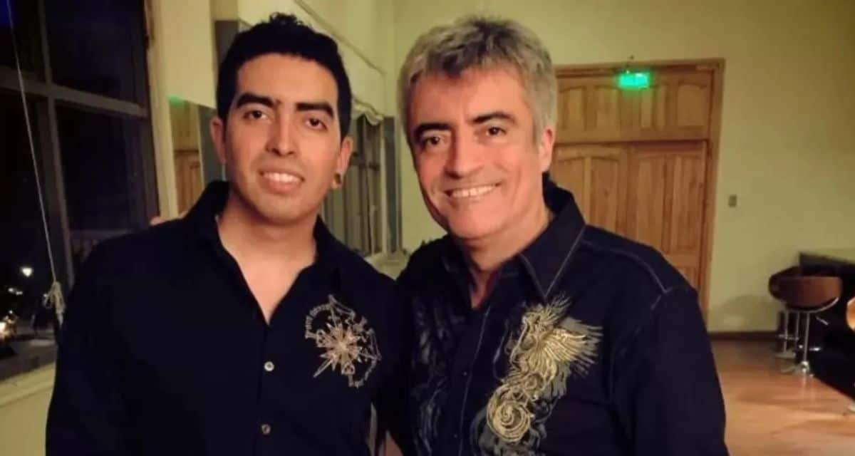 Funcionarios de Aduanas revisan el vehículo del hijo de Mauricio Flores durante un procedimiento en Quillagua.