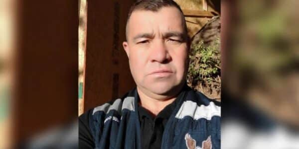Hugo Bustamante escoltado por Gendarmería tras confirmarse su sobreseimiento por los crímenes de Elena Hinojosa y Eduardo Páez en Villa Alemana