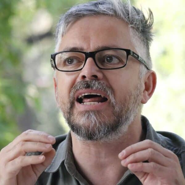 Jorge Baradit, escritor y exconvencional chileno, en una fotografía de archivo relacionada con sus declaraciones sobre el estallido social.