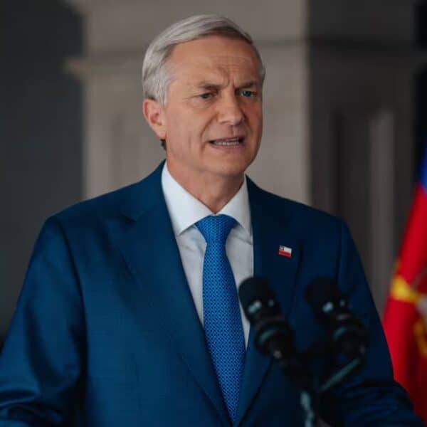 El Presidente José Antonio Kast habla en cadena nacional desde Cerro Castillo durante la presentación del Presupuesto 2027.
