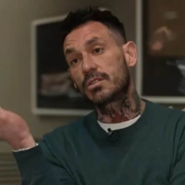 El exfutbolista y comunicador Mauricio Pinilla: rompió el silencio en redes tras ser hospitalizado de urgencia en la Clínica Las Condes.