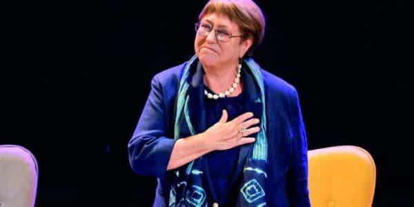 Michelle Bachelet fue homenajeada por los partidos de la izquierda en el Teatro de La Pintana, en su primer discurso extendido tras retirar su candidatura a la Secretaría General de la ONU.