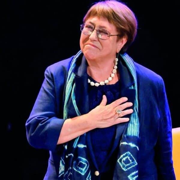 Michelle Bachelet fue homenajeada por los partidos de la izquierda en el Teatro de La Pintana, en su primer discurso extendido tras retirar su candidatura a la Secretaría General de la ONU.