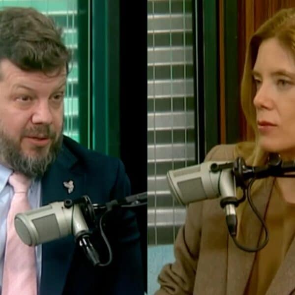Mónica Rincón durante la entrevista a Johannes Kaiser en medio del debate sobre una eventual candidatura de Michelle Bachelet.